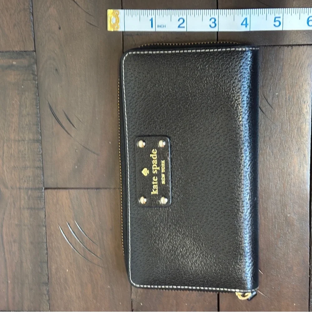 Kate Spade‎ New York Continental Wallet black with pink inside Good Condition